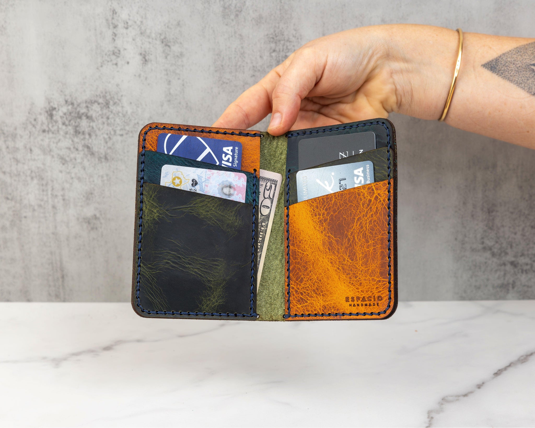 Vaquera Vertical Wallet